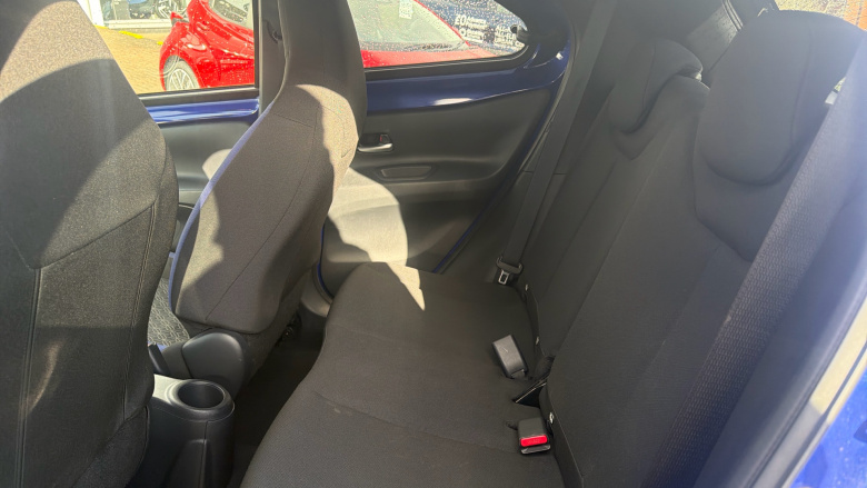 Toyota Aygo X 1.0 VVT-i Edge 5dr Auto Petrol Hatchback